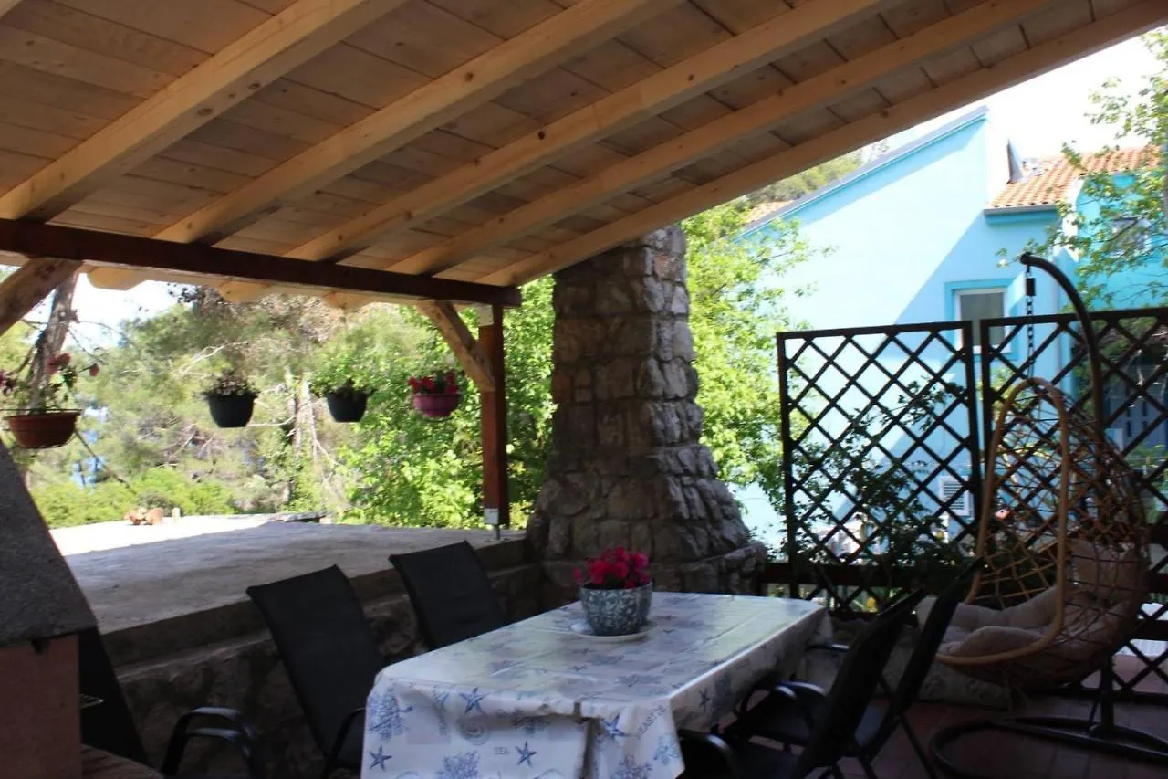 Apartment Apartman Hric -50M Od Plaze- Mali Losinj