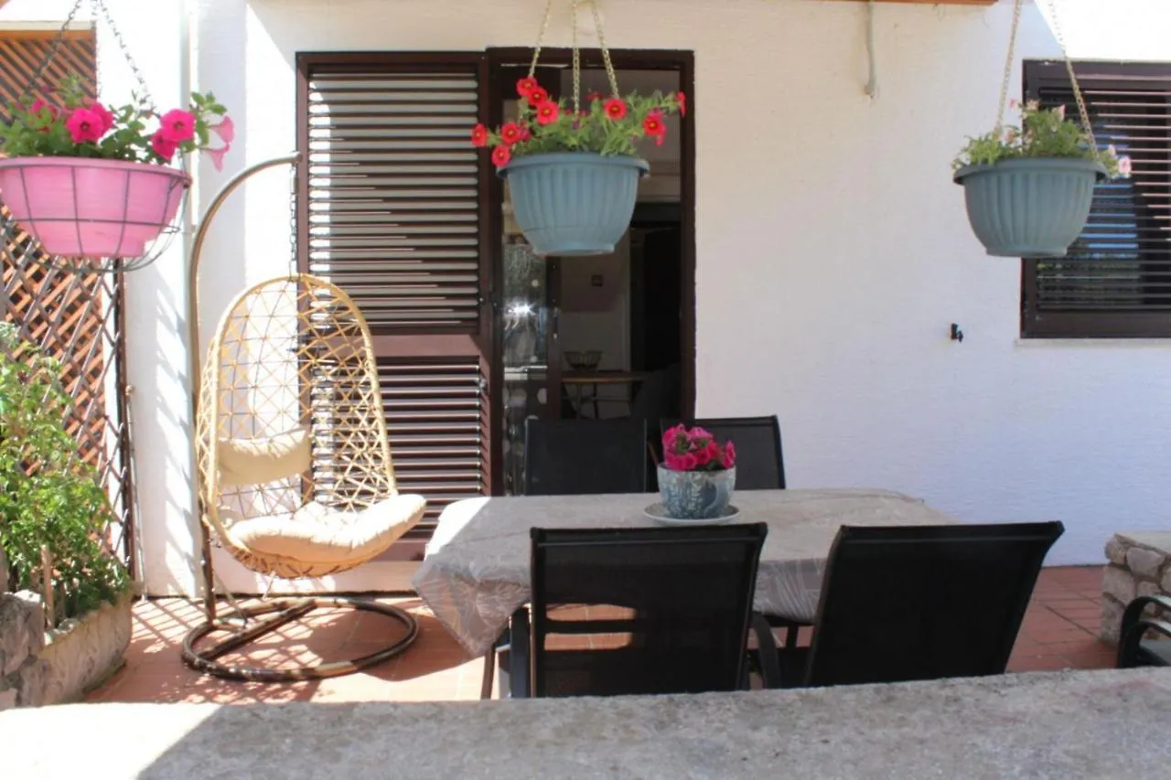Apartman Hric -50M Od Plaze- Mali Losinj Croatia