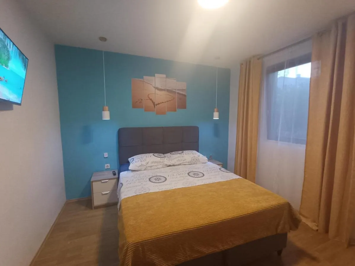 Apartman Hric -50M Od Plaze- Mali Losinj 0*,